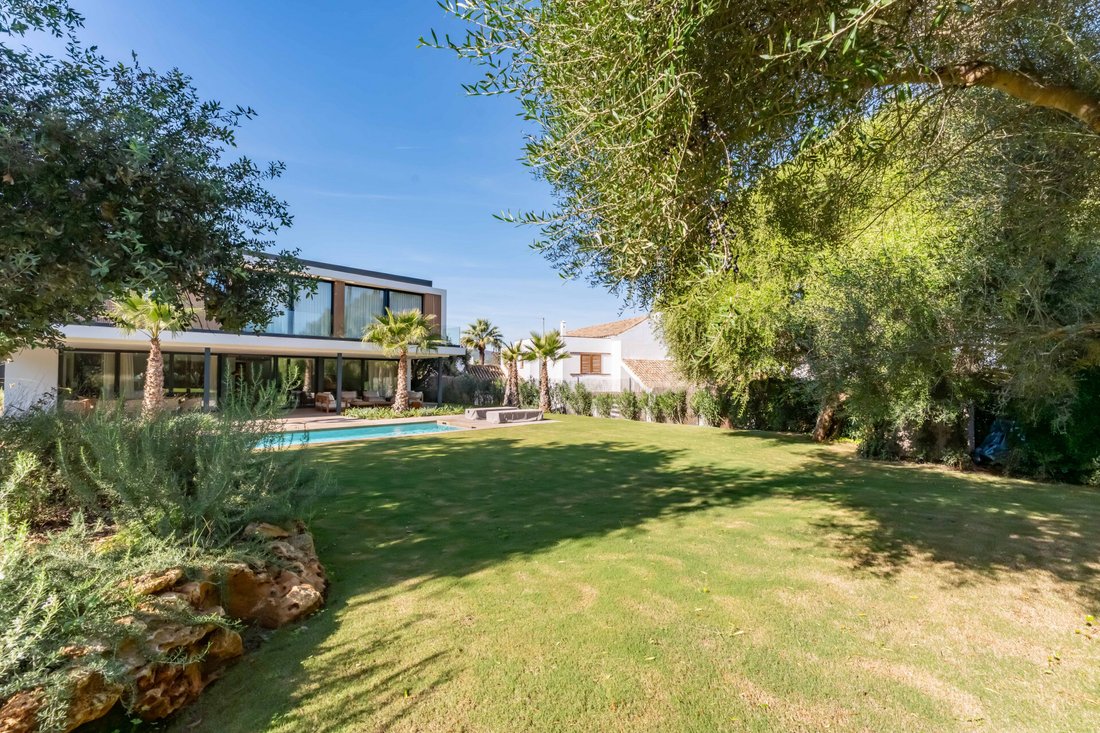 Villa in Sotogrande, San Roque, Andalusia 3 - 14286990