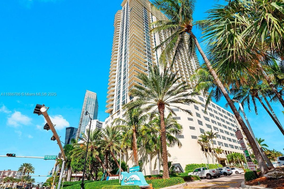 Condo in Golden Beach, Florida, United States 1 - 16636018
