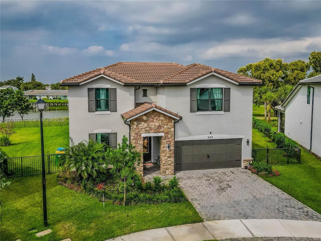 House in Coral Springs, Florida, United States 2 - 16638593