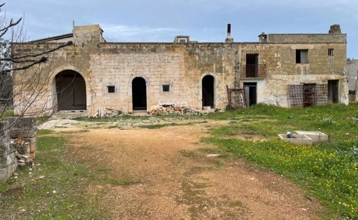 Tenuta a Ceglie Messapica, Puglia, Italia 1