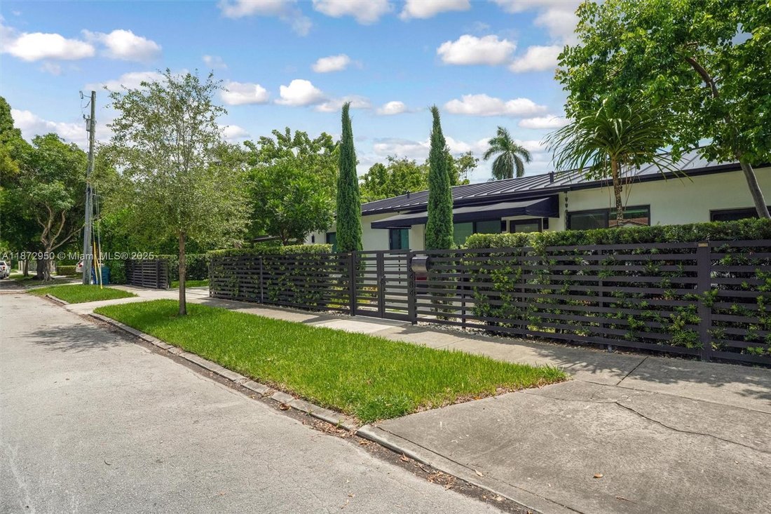 House in Miami, Florida, United States 2 - 16638312