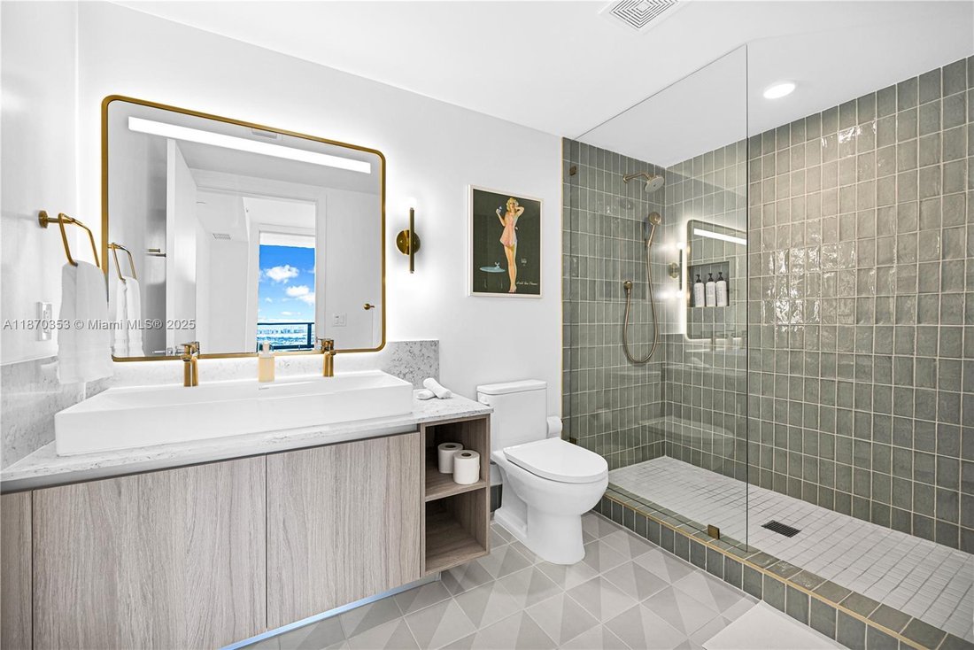 Condo in Miami, Florida, United States 4 - 16635930