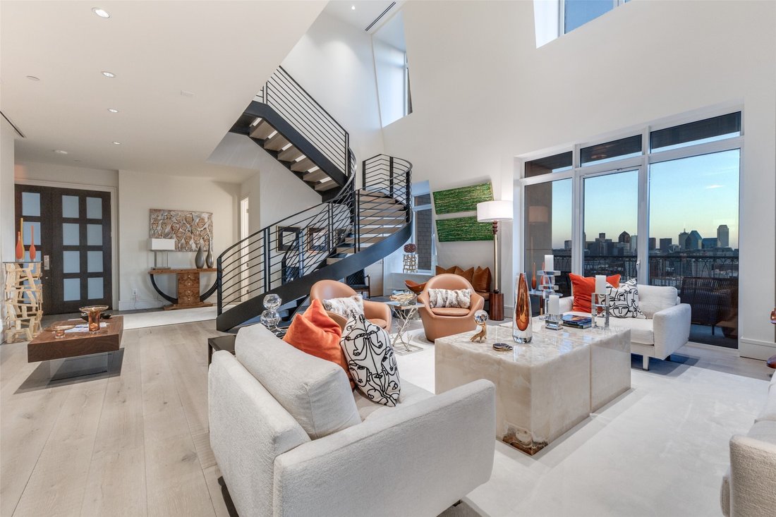 Condo in Dallas, Texas, United States 3 - 16643921