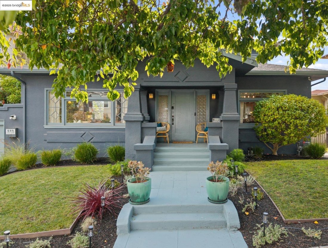 House in Oakland, California, United States 1 - 16644494