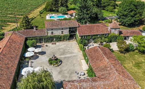 House in Vire-sur-Lot, Occitania, France 1