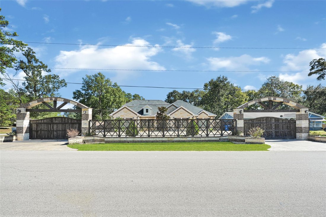 House in New Caney, Texas, United States 1 - 16645600