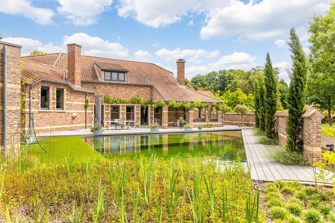 Villa in Hasselt, Flanders, Belgium 3 - 16642752