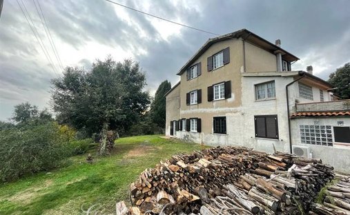 Villa in Riparbella, Tuscany, Italy 1