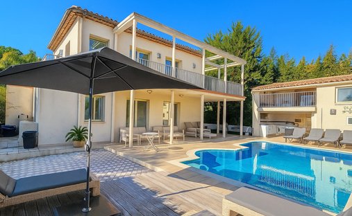 Villa in Fontmerle, Antibes, France 1