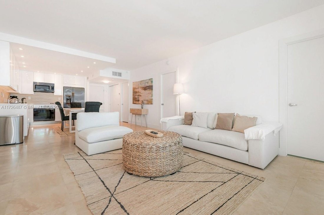 Condo in Miami Beach, Florida, United States 5 - 16638968