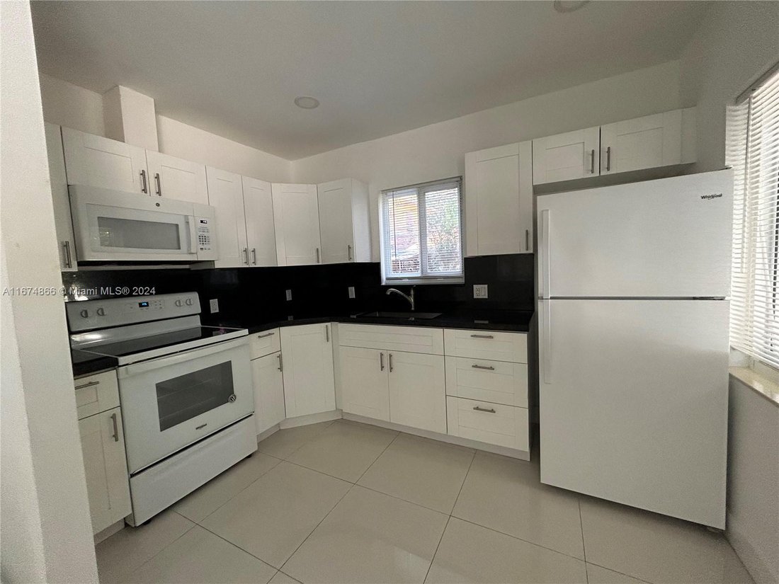 Apartment in Miami, Florida, United States 5 - 16635554