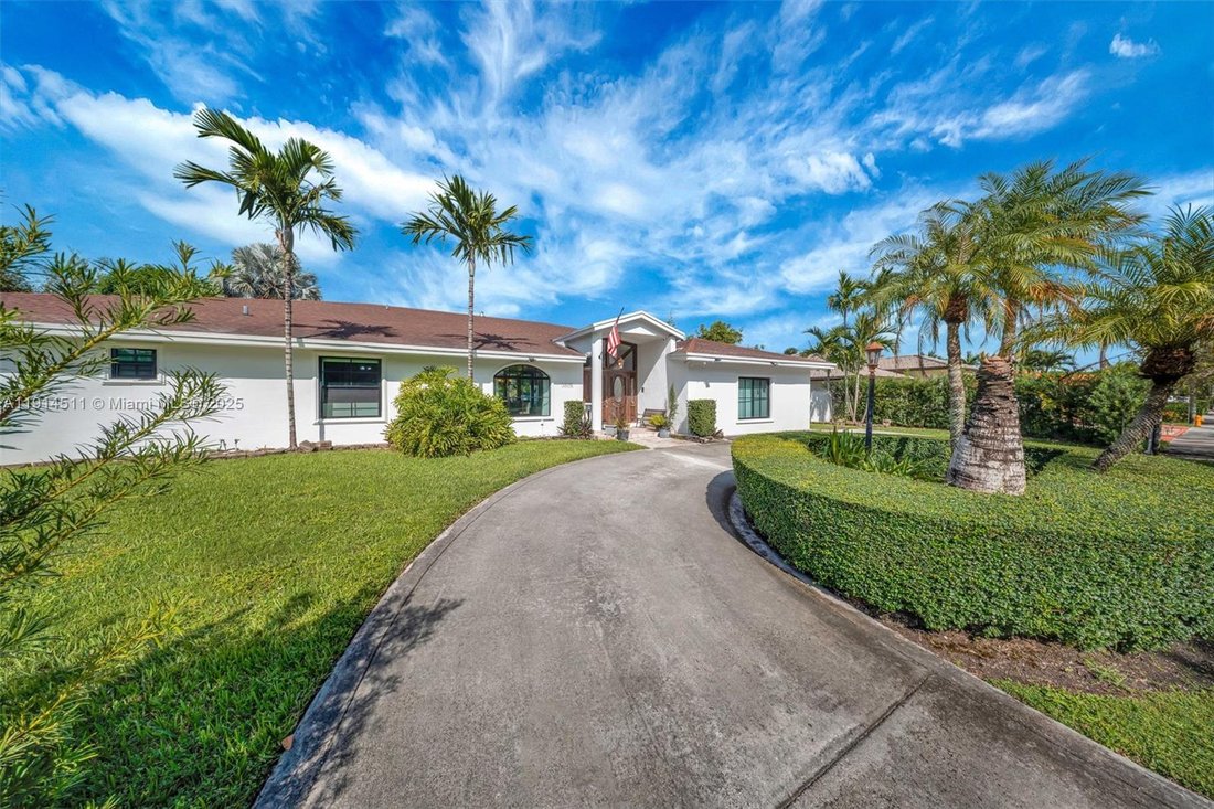 House in Doral, Florida, United States 3 - 16637681