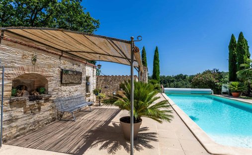 Castle for Sale in Beauville, Nouvelle-Aquitaine, France
