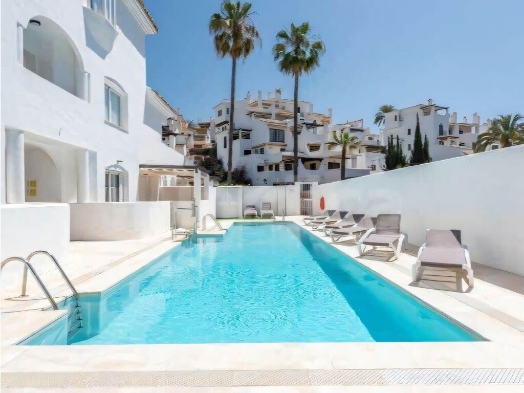 Apartment in Puerto Banus, Marbella, Spain 1 - 16645379