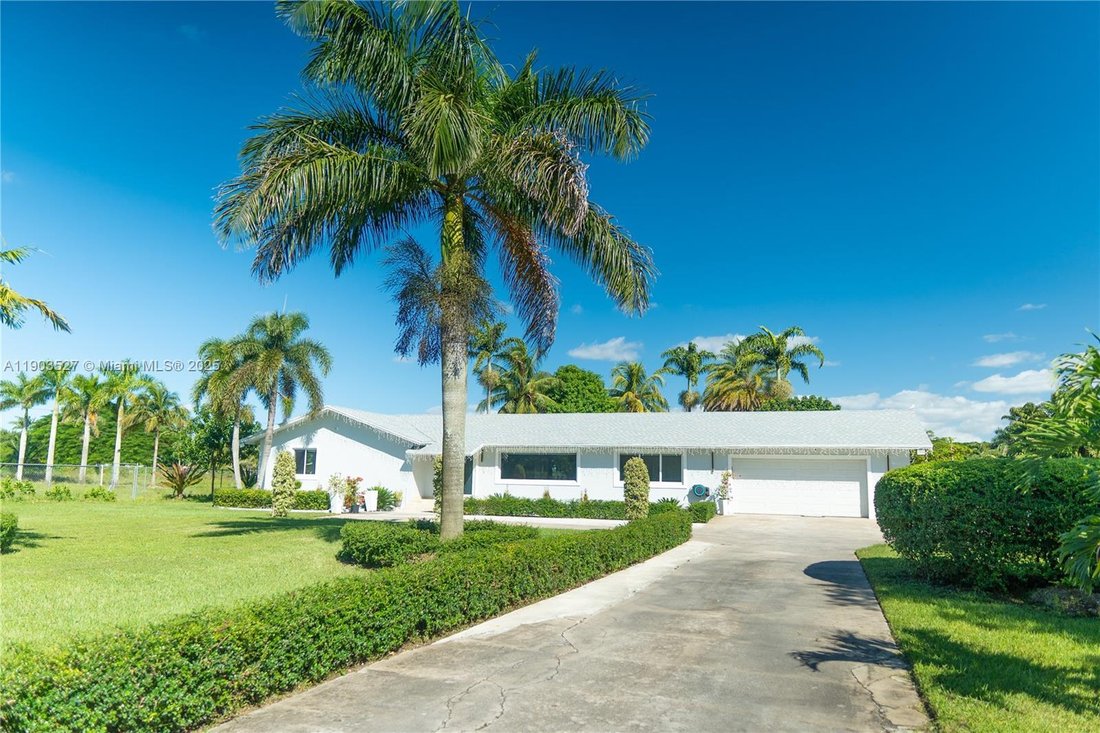 House in Miami, Florida, United States 2 - 16635908