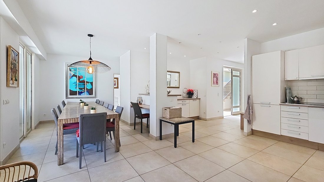 Villa in Fontmerle, Antibes, France 3 - 16629832