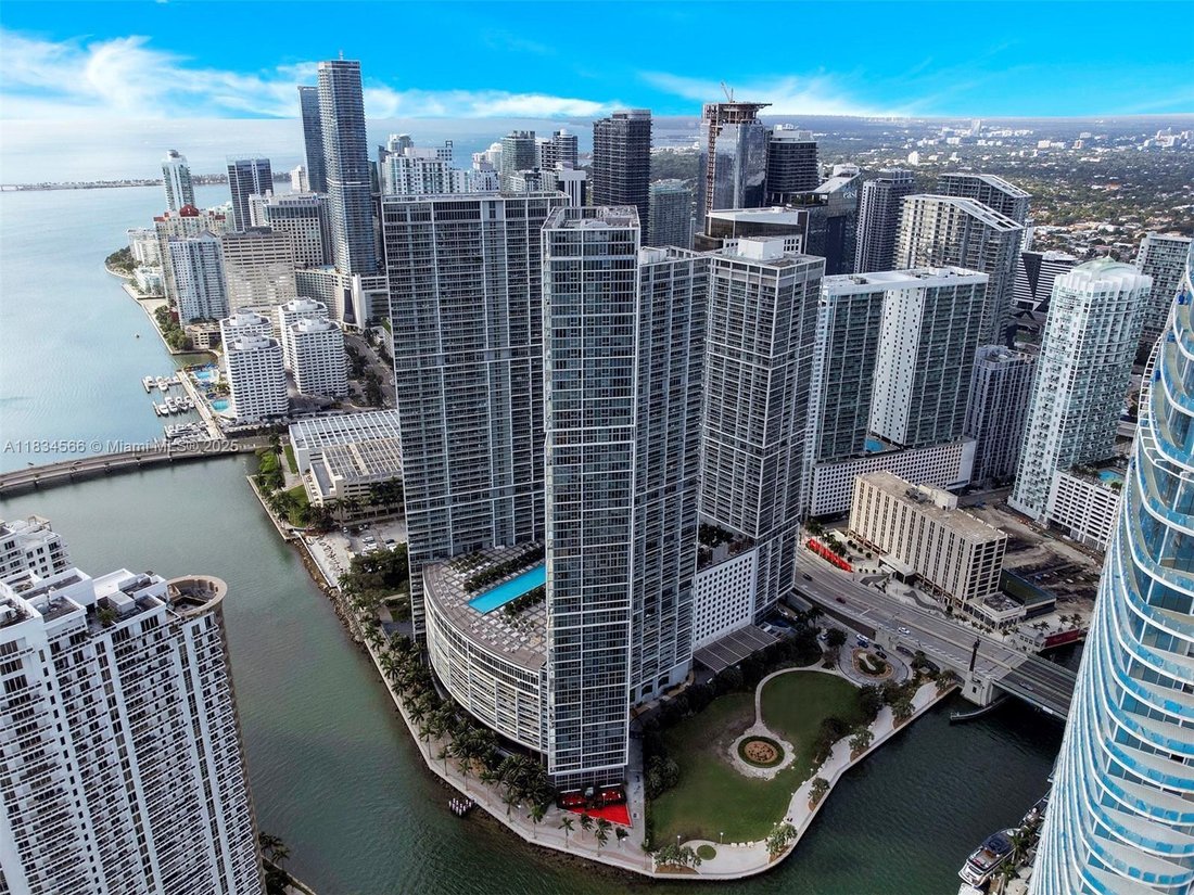 Condo in Miami, Florida, United States 1 - 16636329