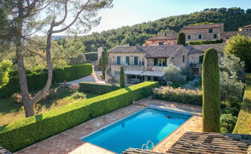 House in La Roquebrussanne, Provence-Alpes-Côte d'Azur, France 1