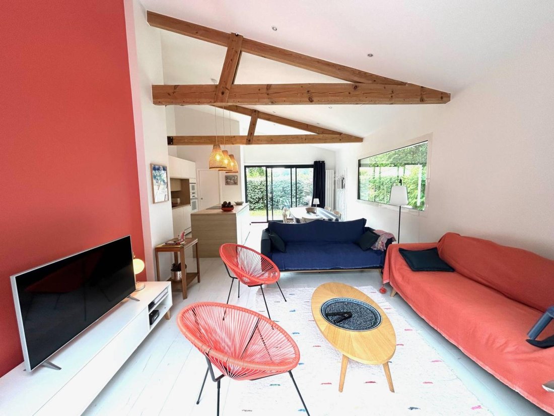 Villa in Sud Est, Andernos-les-Bains, France 2 - 16629921