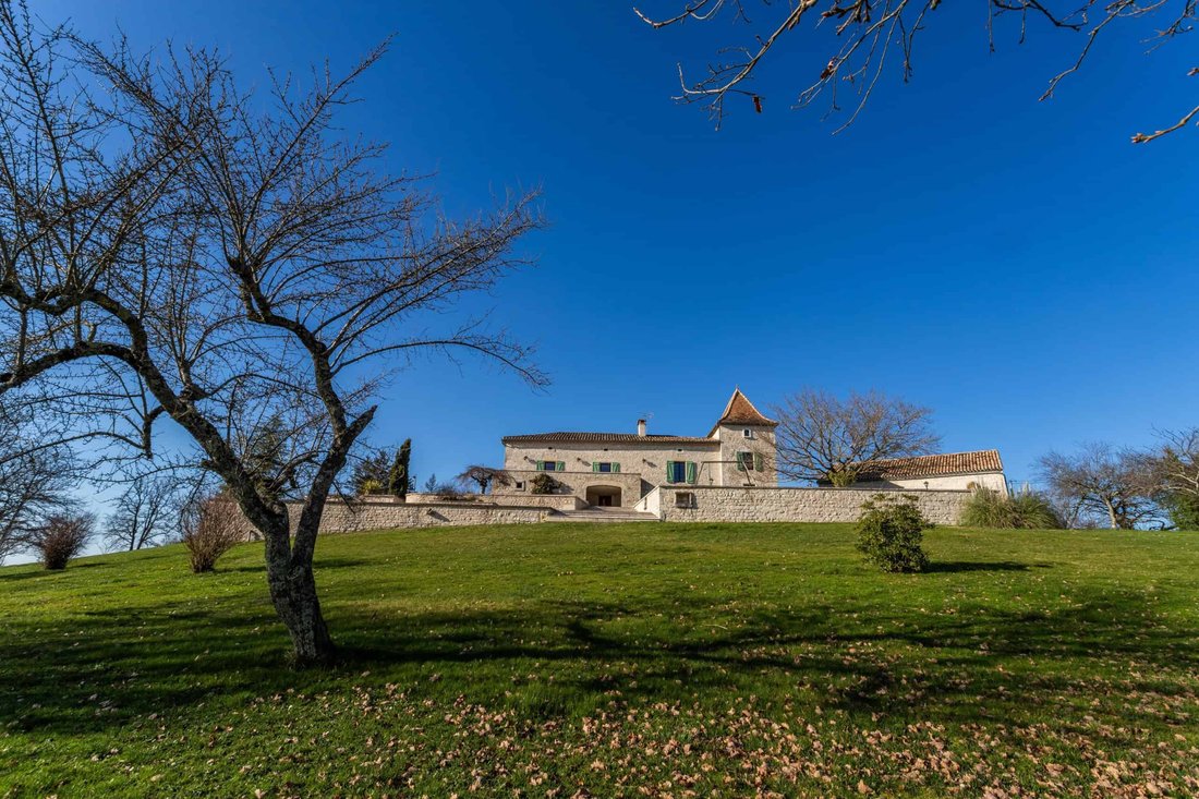 House in Montcuq, Montcuq-en-Quercy-Blanc, France 1 - 16629158