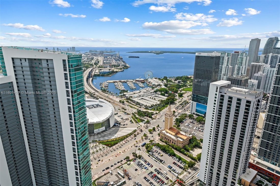 Condo in Miami, Florida, United States 4 - 16636316