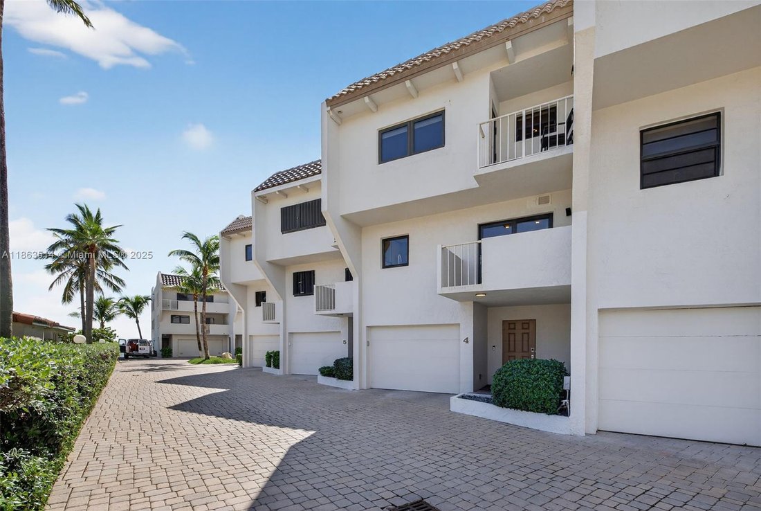 Condo in Hillsboro Beach, Florida, United States 3 - 16640415