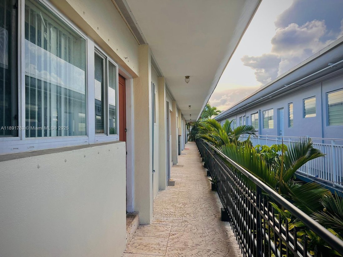 Apartment in Miami Beach, Florida, United States 4 - 16637147
