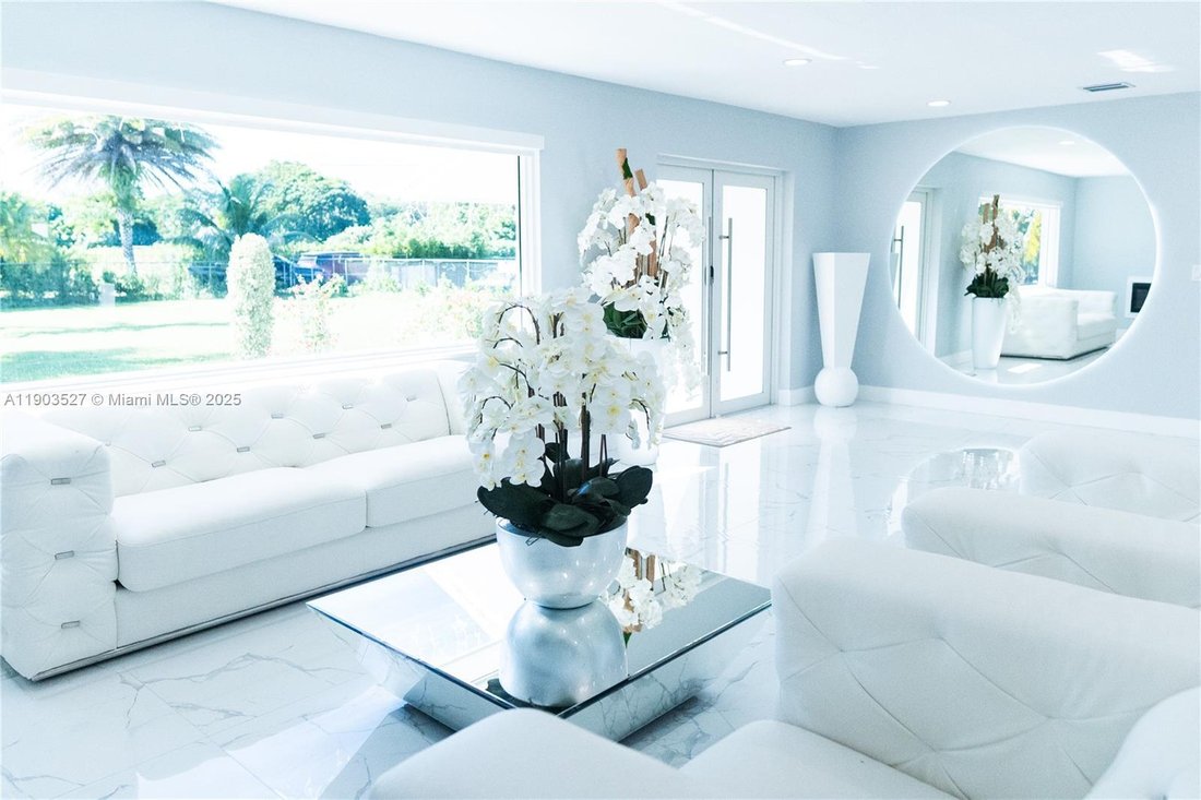 House in Miami, Florida, United States 4 - 16635908