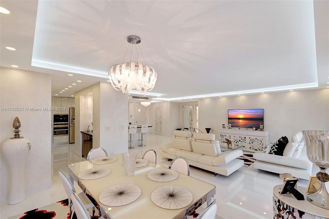 Condo in Bal Harbour, Florida, United States 5 - 16636593