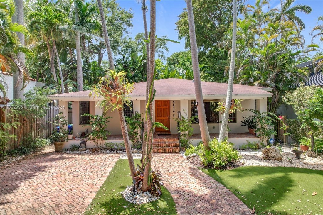 House in Miami, Florida, United States 1 - 16635667