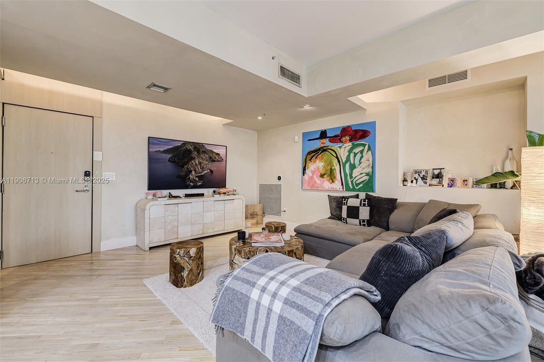 Condo in Miami Beach, Florida, United States 3 - 16638215