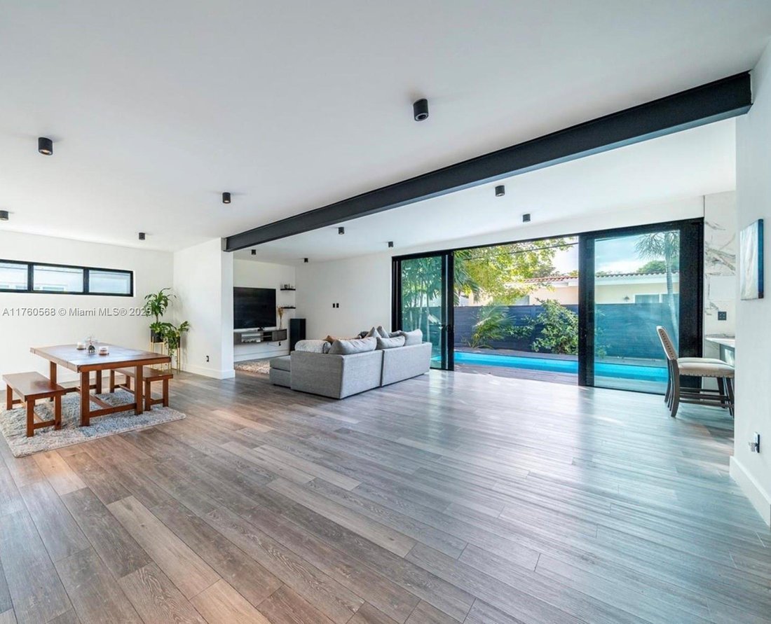 House in North Miami Beach, Florida, United States 4 - 16636996