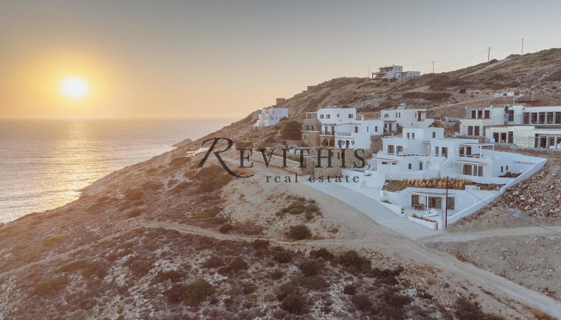 Condo in Antiparos, Aegean, Greece 1 - 16641956