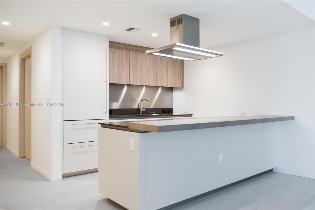 Condo in Miami, Florida, United States 5 - 16638082