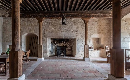 Castle for Sale in Beauville, Nouvelle-Aquitaine, France