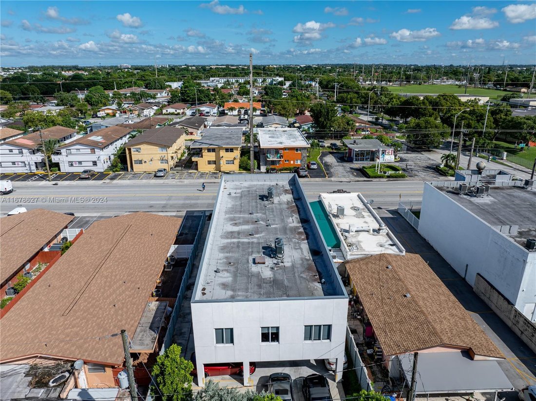 Hialeah, Florida, United States 5 - 16639875
