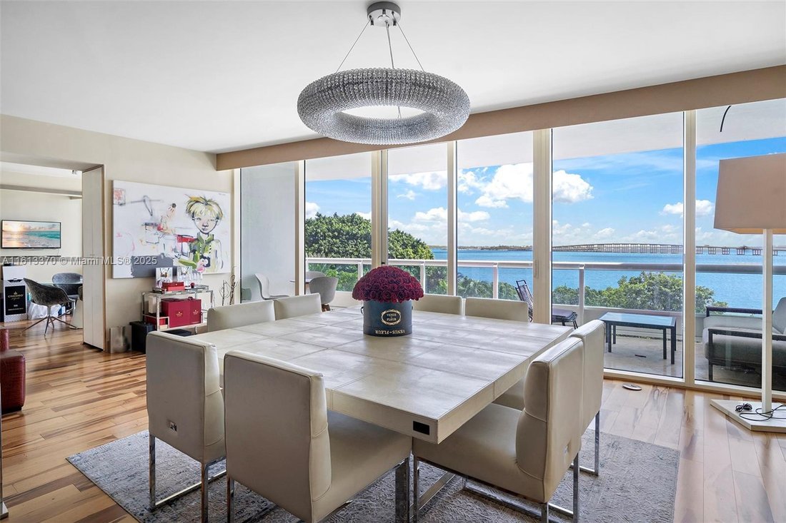 Condo in Miami, Florida, United States 1 - 16638136