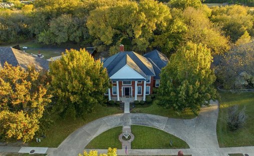 House in Midlothian, Texas, United States 1