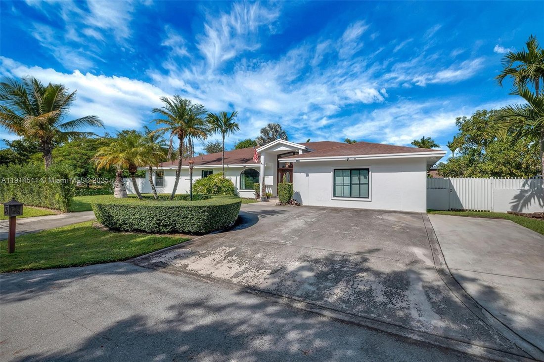 House in Doral, Florida, United States 4 - 16637681