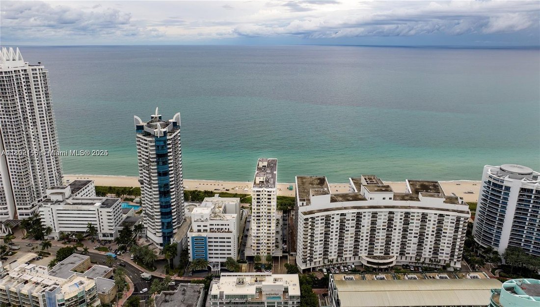 Condo in Miami Beach, Florida, United States 3 - 16640553