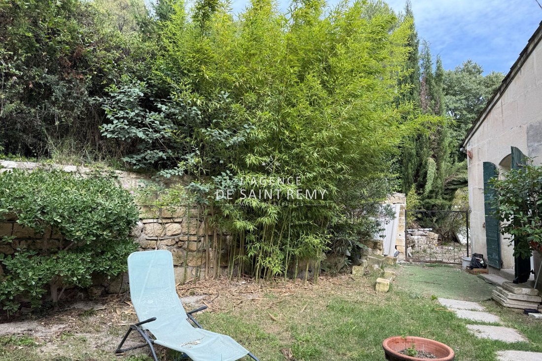 Villa in Les Baux-de-Provence, Provence-Alpes-Côte d'Azur, France 4 - 16461640