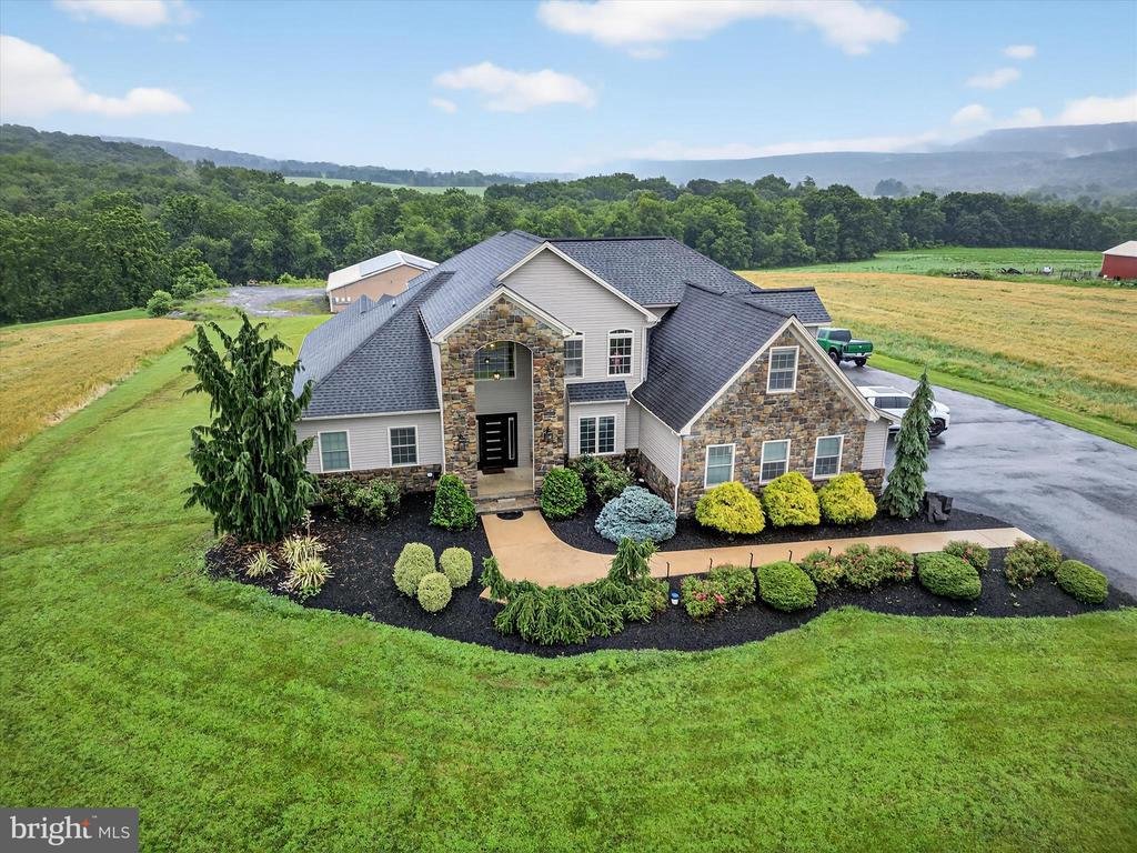 House in Halifax, Pennsylvania, United States 1 - 15893871
