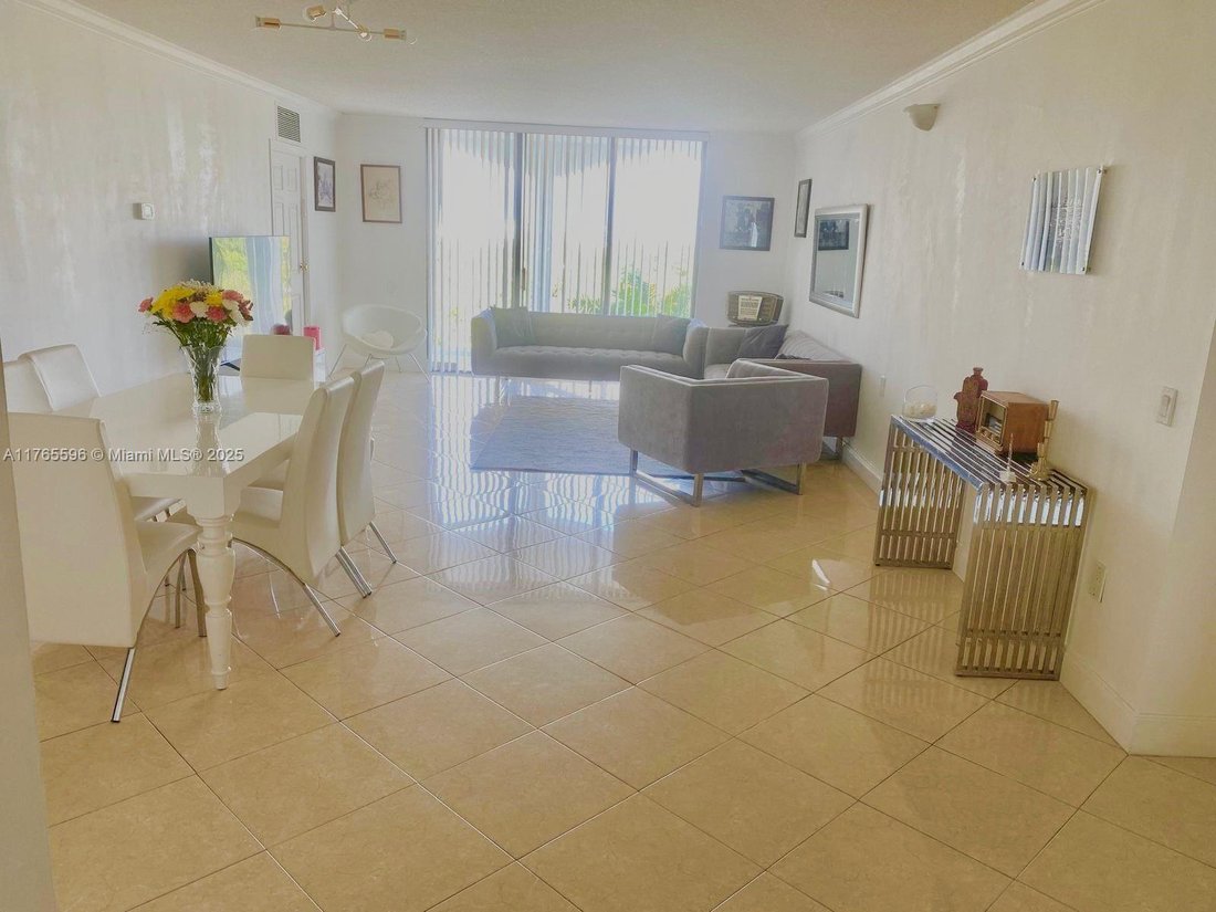 Condo in Bal Harbour, Florida, United States 2 - 16636962