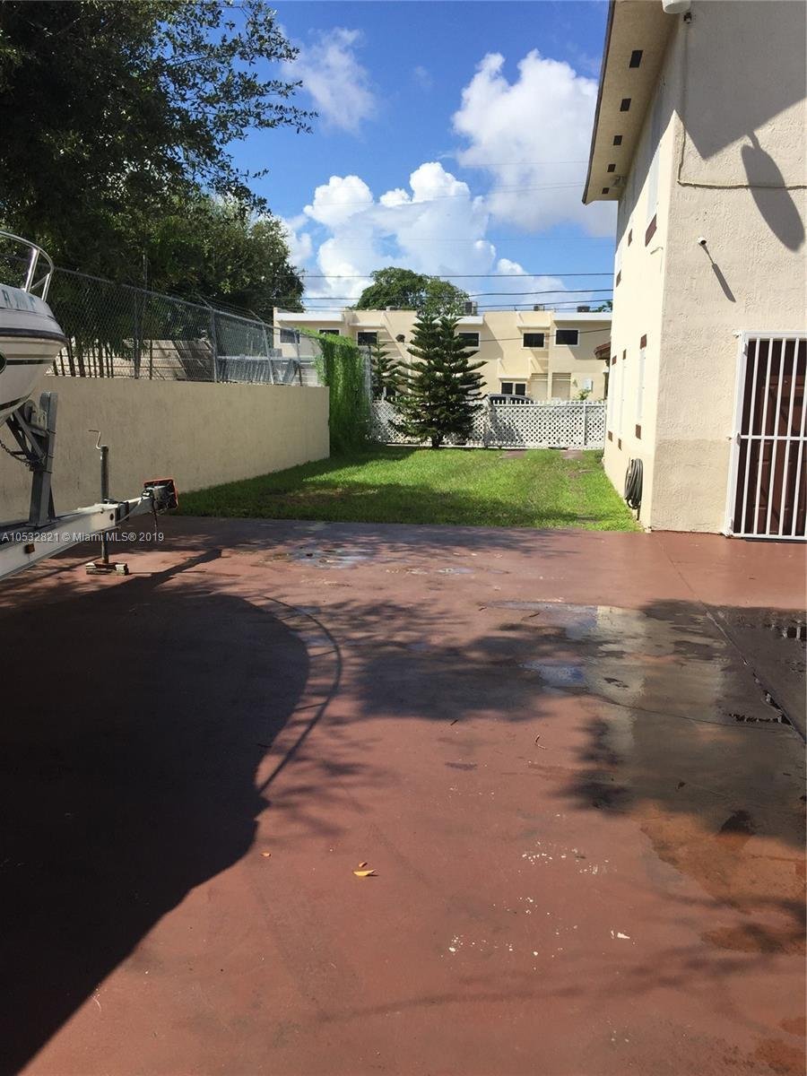 House in Miami, Florida, United States 4 - 16638657