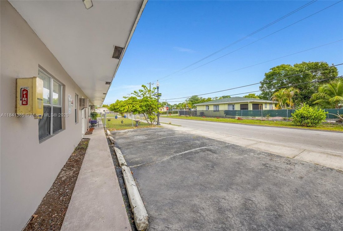 Wilton Manors, Florida, United States 4 - 16637398