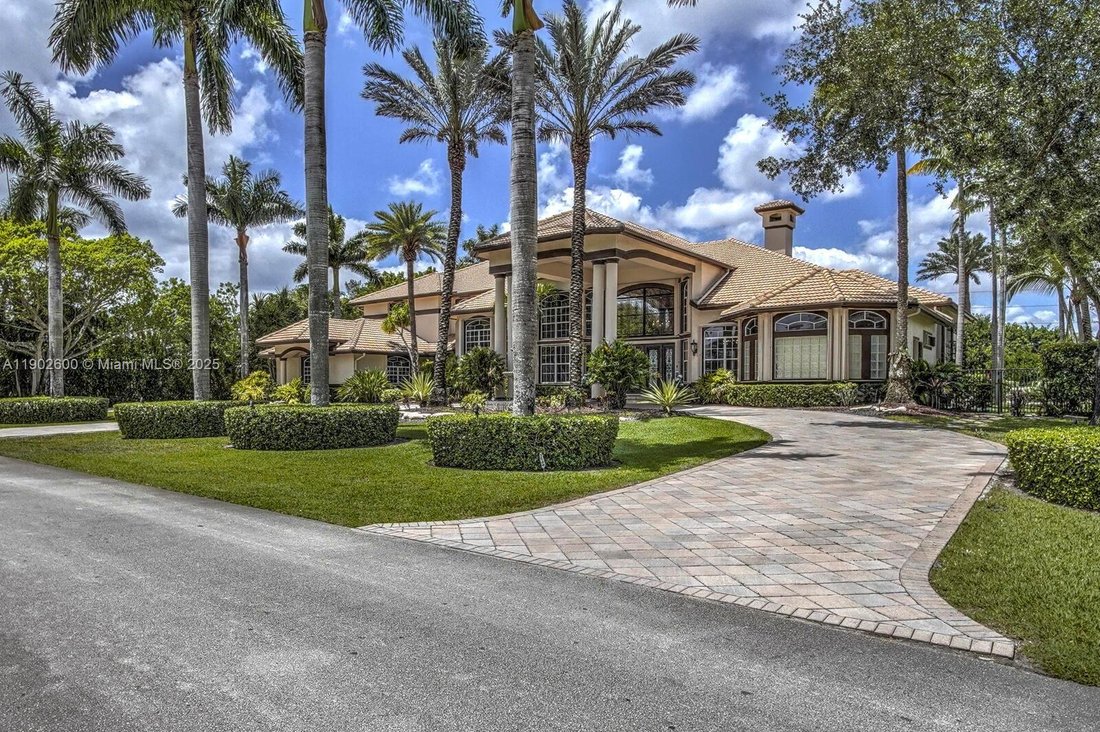 House in Weston, Florida, United States 5 - 16636147