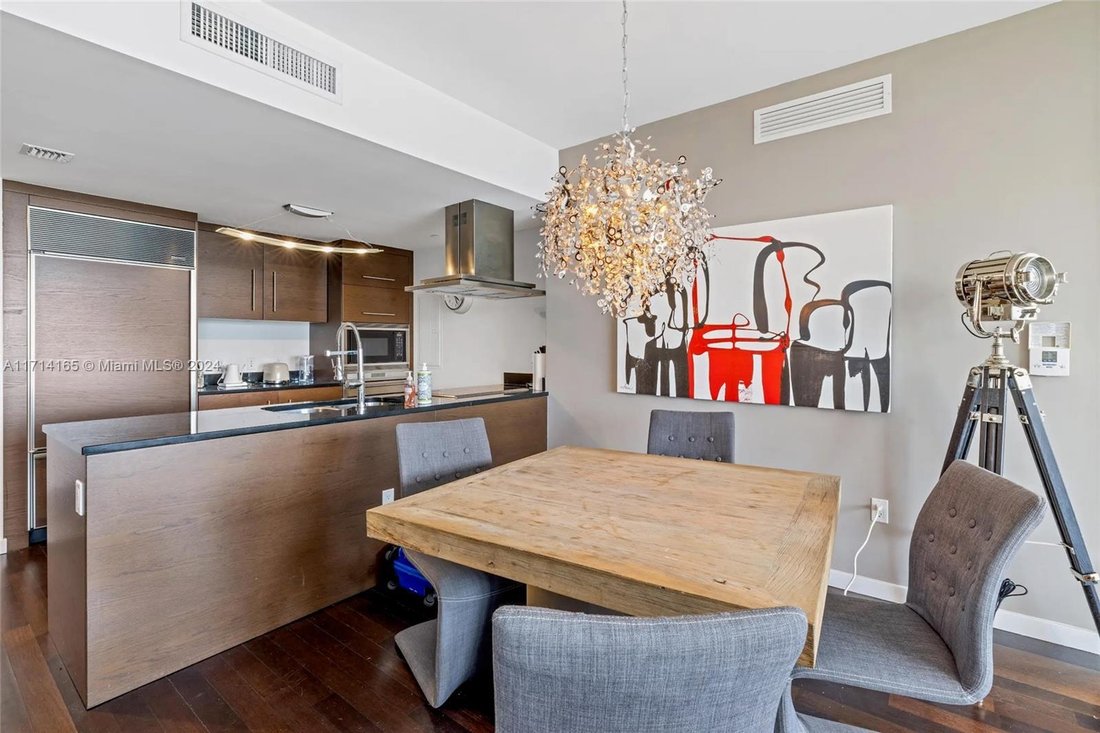 Condo in Miami, Florida, United States 5 - 16640013