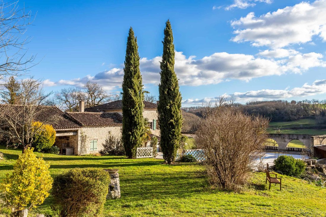 House in Bourg-de-Visa, Occitania, France 2 - 16629099