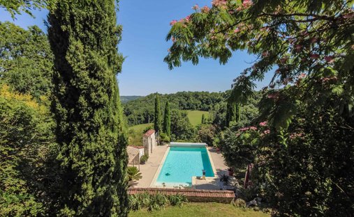 Castle for Sale in Beauville, Nouvelle-Aquitaine, France