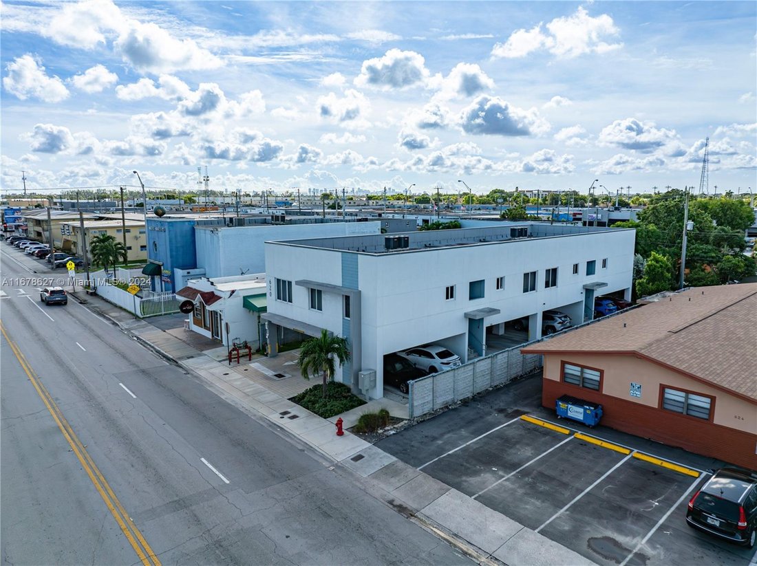 Hialeah, Florida, United States 2 - 16639875
